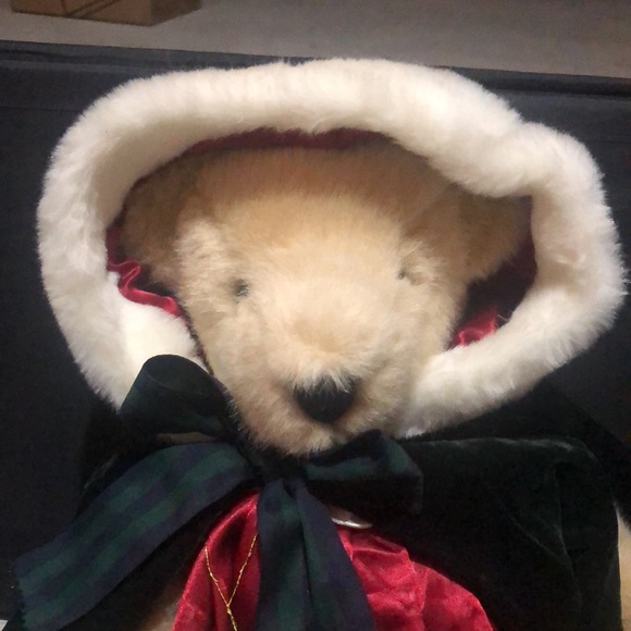 Muffy Vanderbear ALICE Christmas Carol - Picture 3 of 4